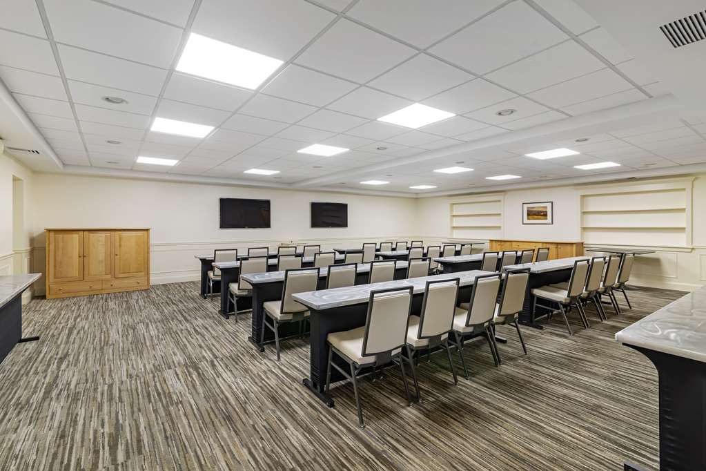 Фото Best Western Springfield Hotel