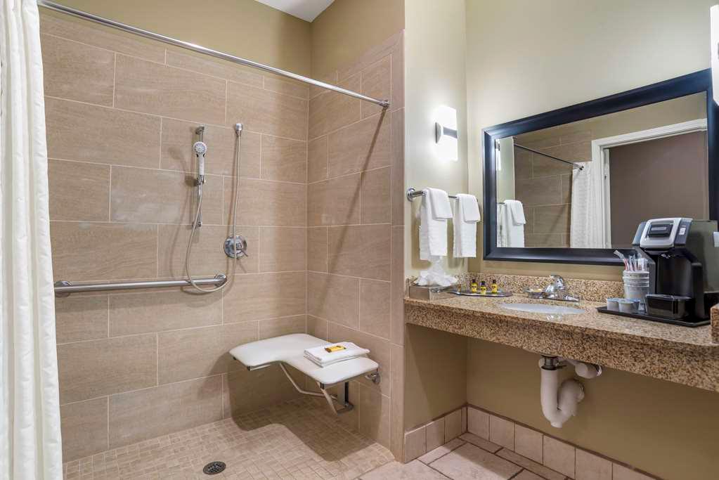 Фото Best Western Plus Chalmette Hotel