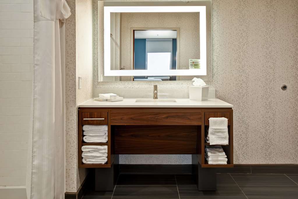 Фото Home2 Suites by Hilton Oklahoma City Airport