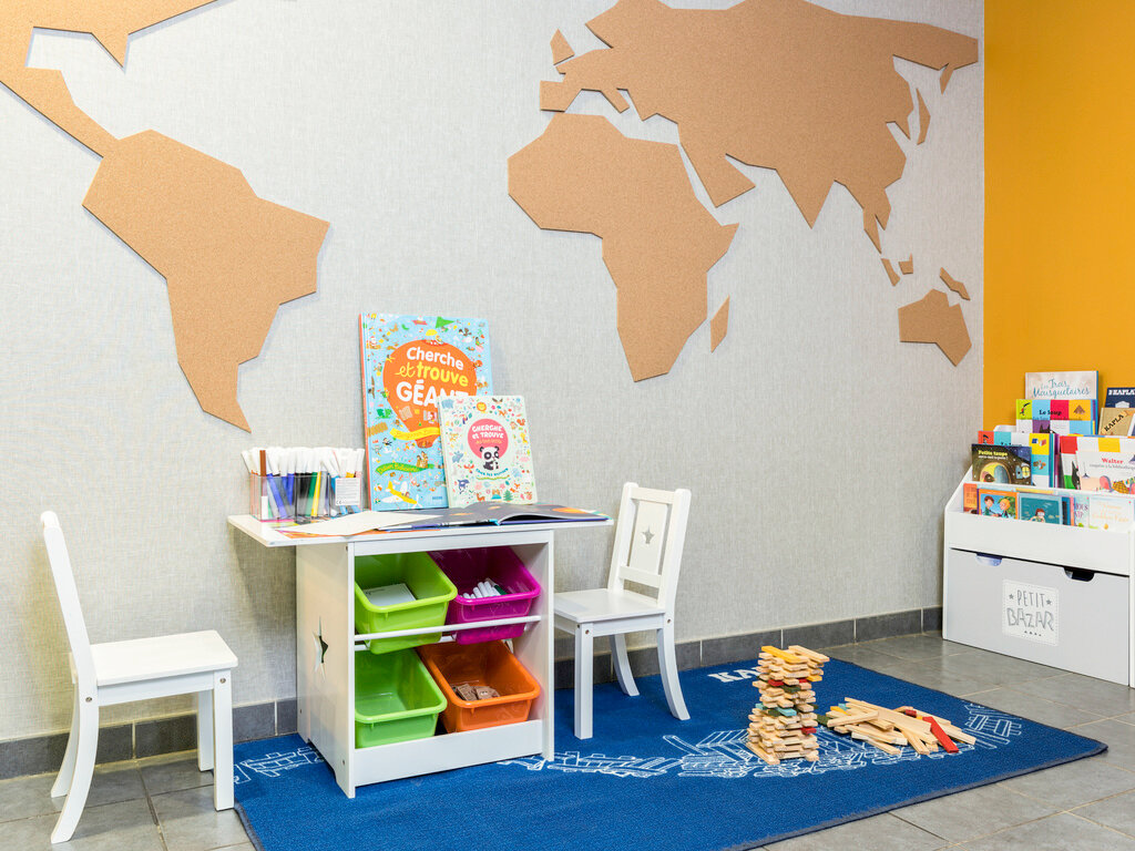 Фото Adagio Access Paris Asnières Aparthotel