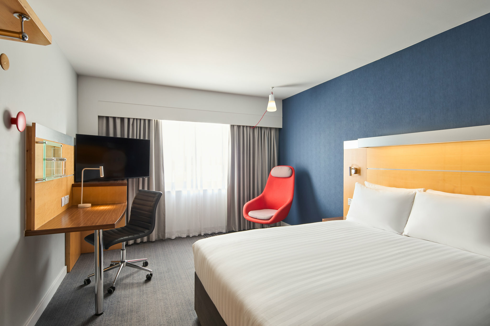 Фото Holiday Inn Express London - Limehouse, an Ihg Hotel