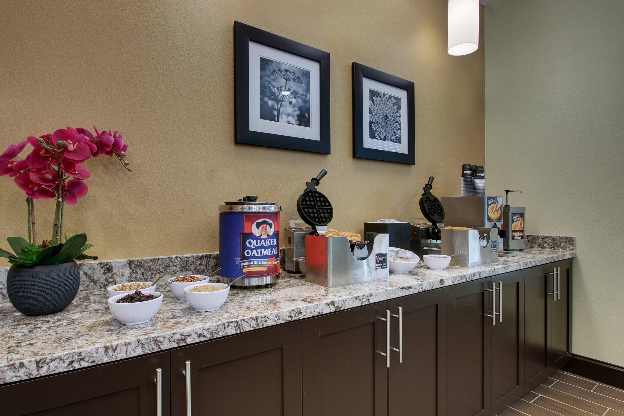 Фото Staybridge Suites Plano - The Colony, an Ihg Hotel