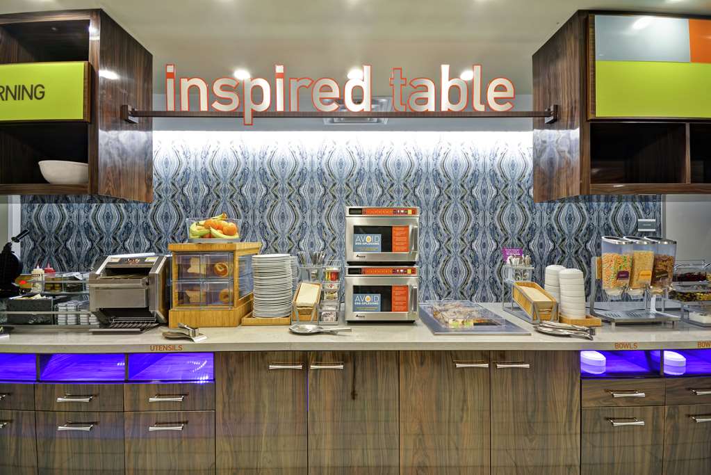 Фото Home2 Suites by Hilton Kci Airport