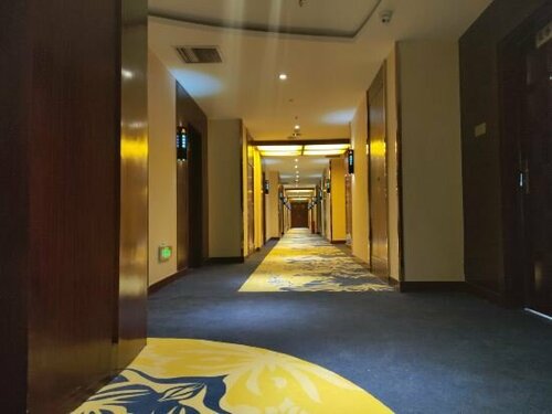 Гостиница Hualong Hotel в Аксу