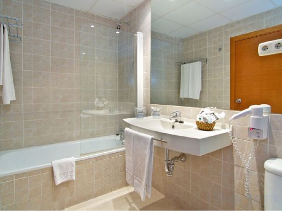 Фото Hotel Puente Real