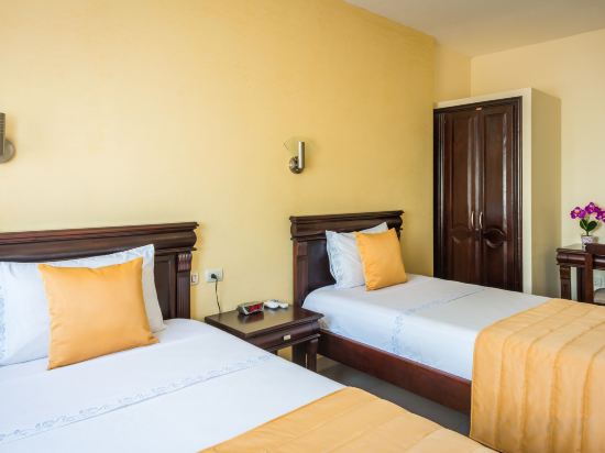 Фото Hotel Flamingo