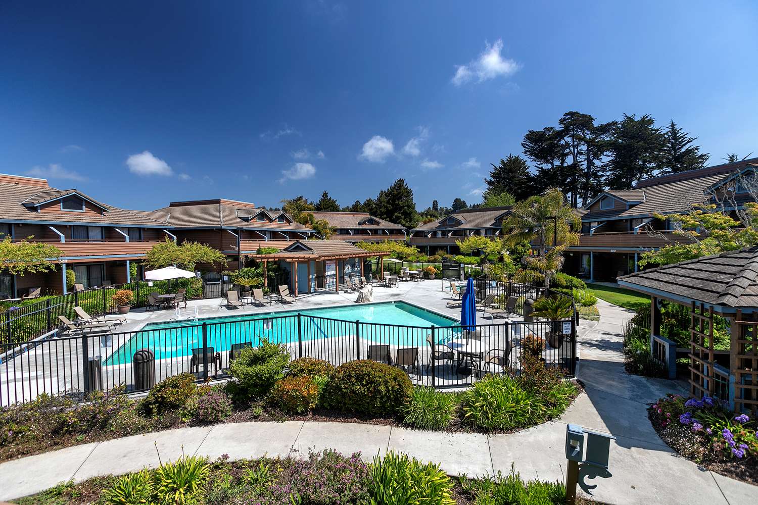 Фото Seacliff Inn Aptos, Tapestry Collection by Hilton