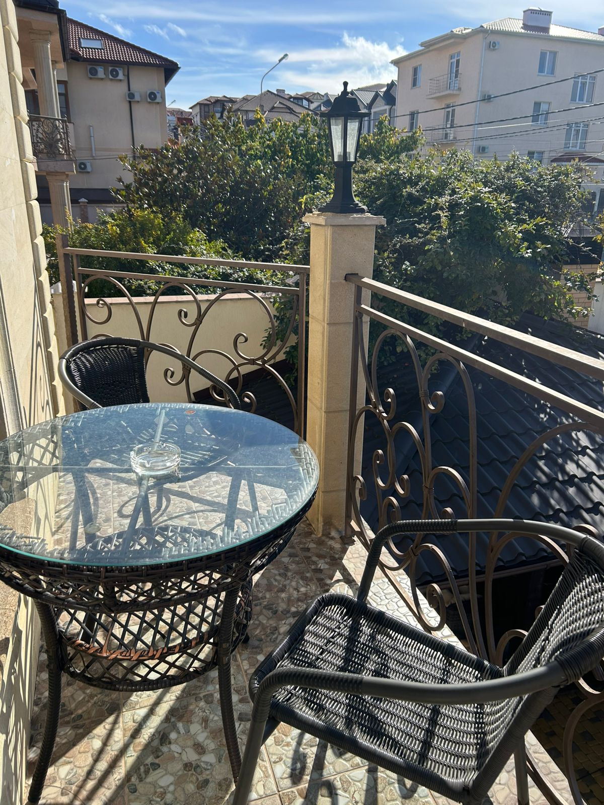 Фото Санни Хаус