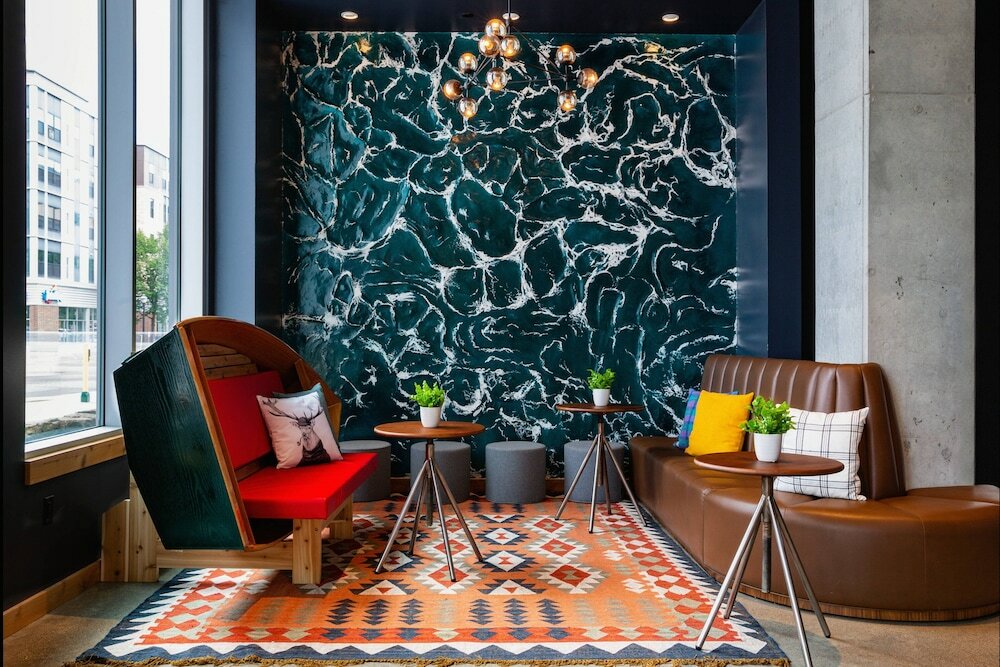 Фото Moxy Minneapolis Downtown