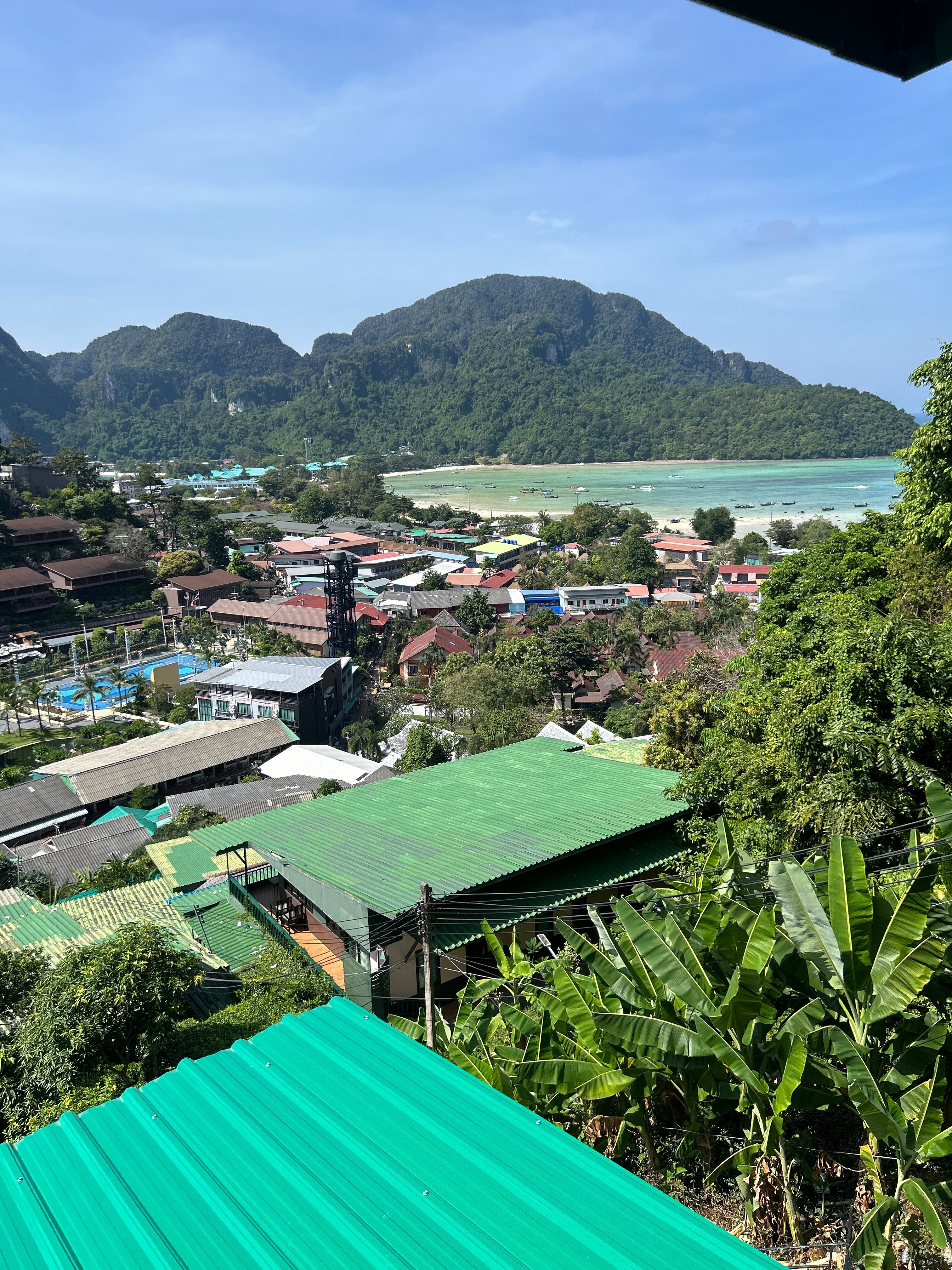 Фото Phi Phi Arboreal Resort