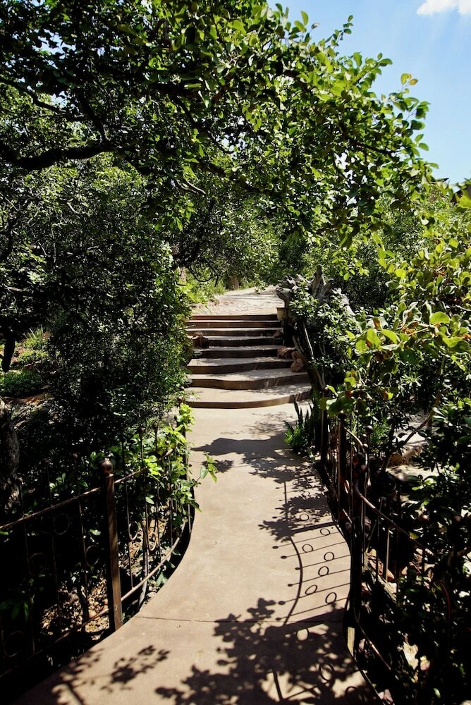 Фото Leopards Rock Bush Boutique