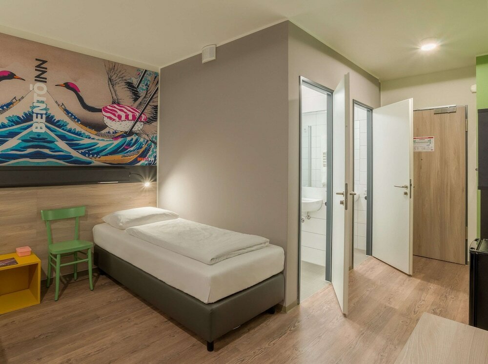 Фото Ramada Encore by Wyddham Munich Messe