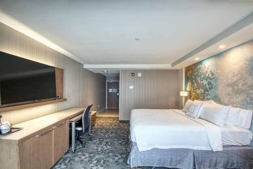 Фото Courtyard by Marriott Fargo