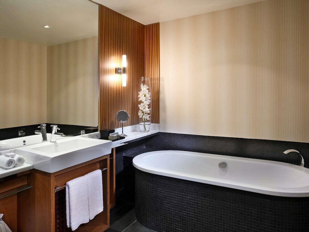 Фото Sofitel Auckland Viaduct Harbour