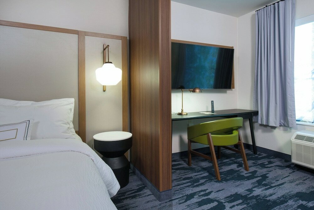 Фото Fairfield Inn & Suites by Marriott Pittsburgh Downtown