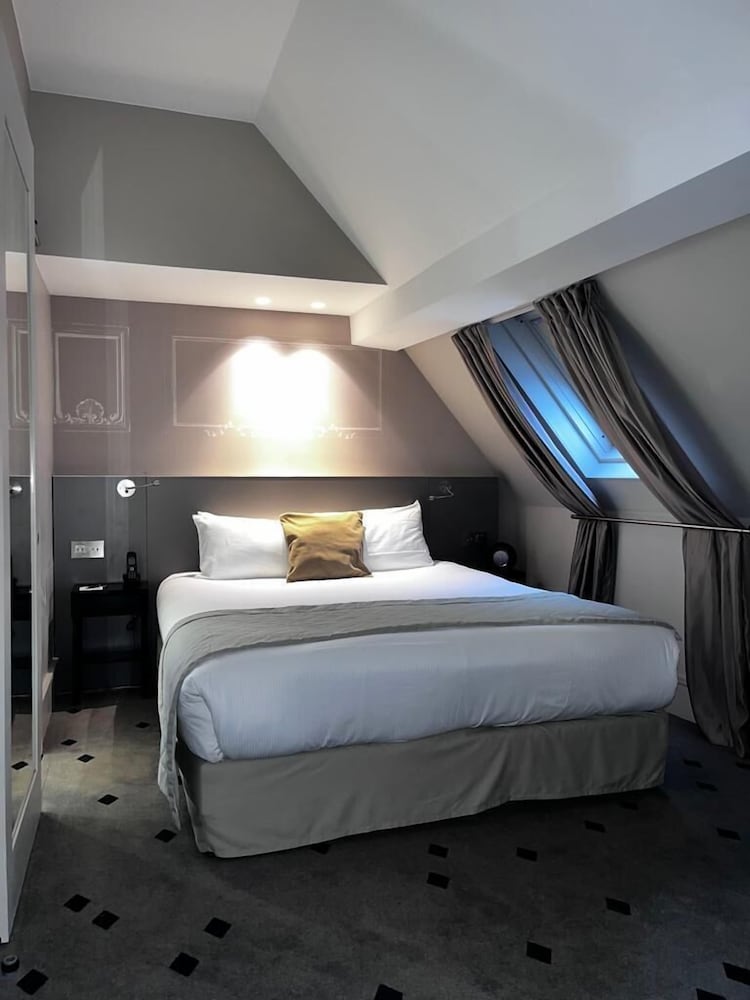 Фото Nh Collection Paris Ponthieu Champs-Élysées