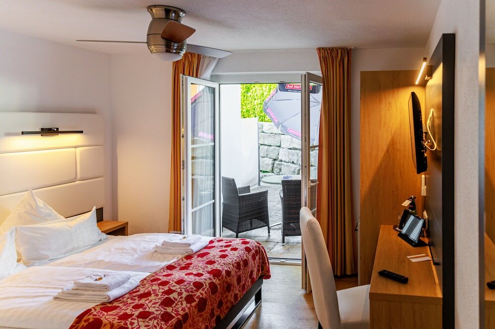 Фото Bodensee-Hotel Kreuz