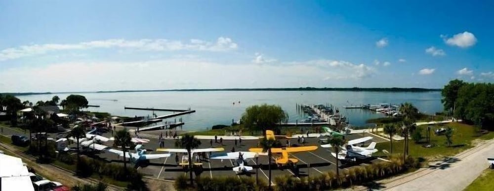 Фото Key West Resort on Lake Dora