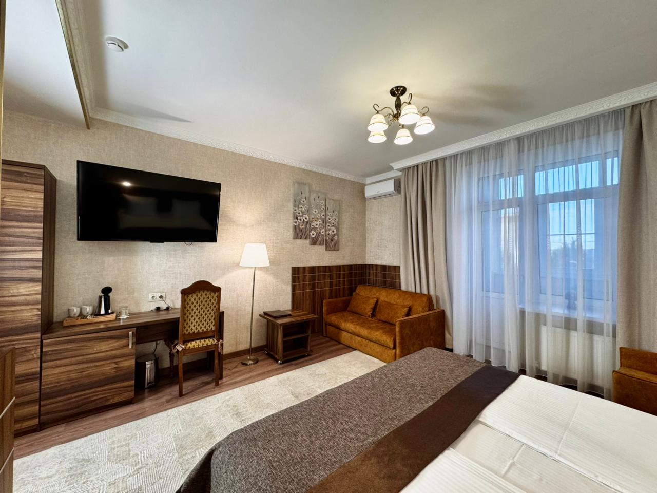 Фото Петровский