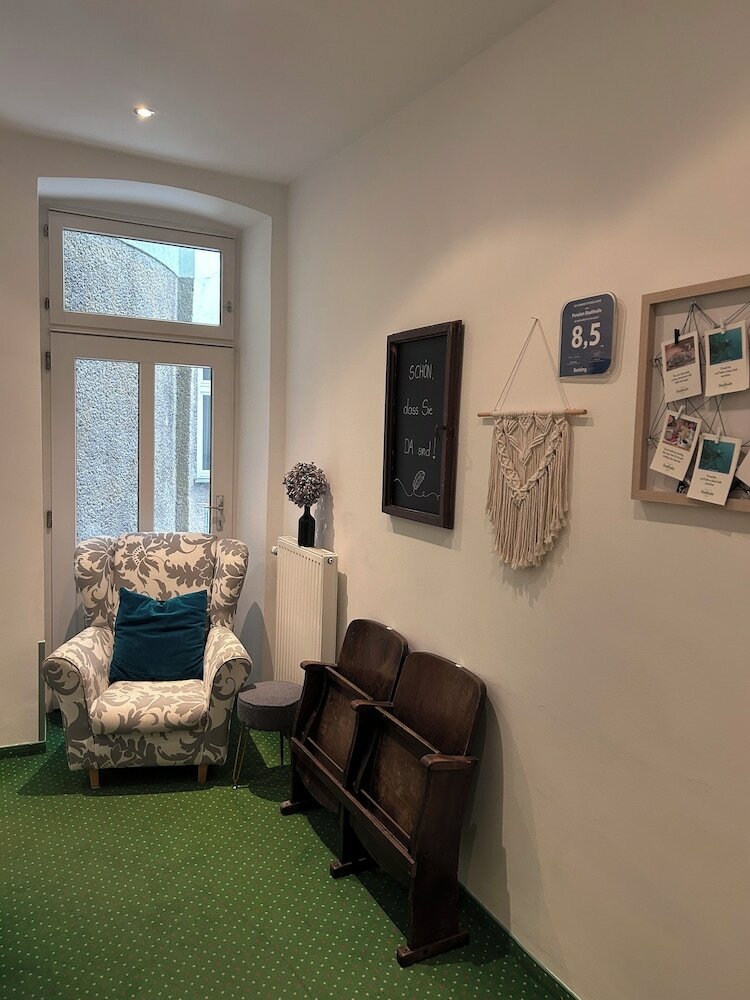 Фото Pension Stadthalle