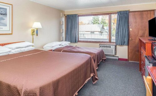 Гостиница Travelodge by Wyndham Kalispell в Калиспелле