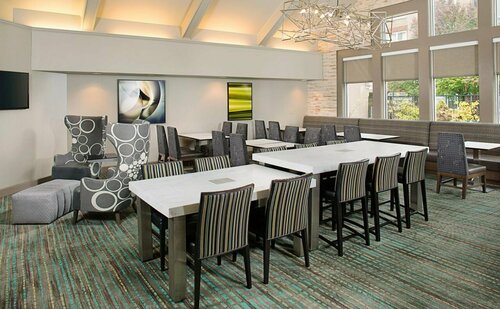 Гостиница Towneplace Suites by Marriott Detroit Livonia в Кантоне