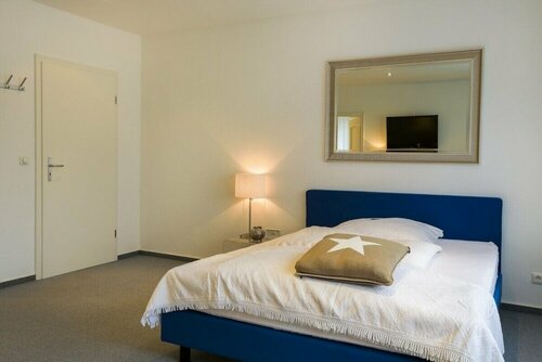 Гостиница Hotel & Restaurant Schewe в Лене