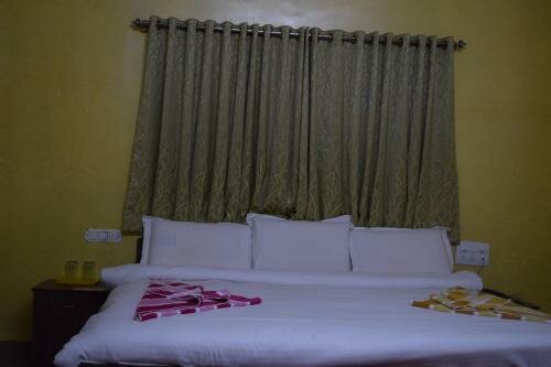 Гостиница Hotel Ajantha Palace в Майсуре