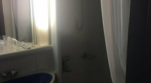 Гостиница Le Derby Hôtel - Tabac - Bar - Pmu в Кемпере