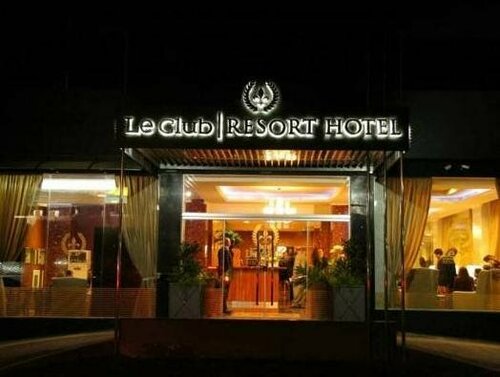 Гостиница Le Club Resort Hotel в Энкарнасьоне