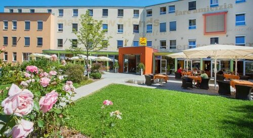 Гостиница Jufa Hotel Salzburg в Зальцбурге