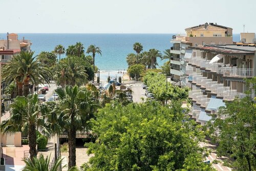 Гостиница Sol Port Cambrils в Камбрильсе