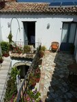 B&b Amphisya