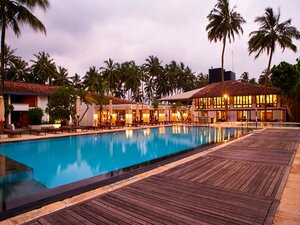 отель Avani Kalutara Resort