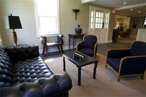 Гостиница Woodbound Inn в Штате Нью-Гэмпшир