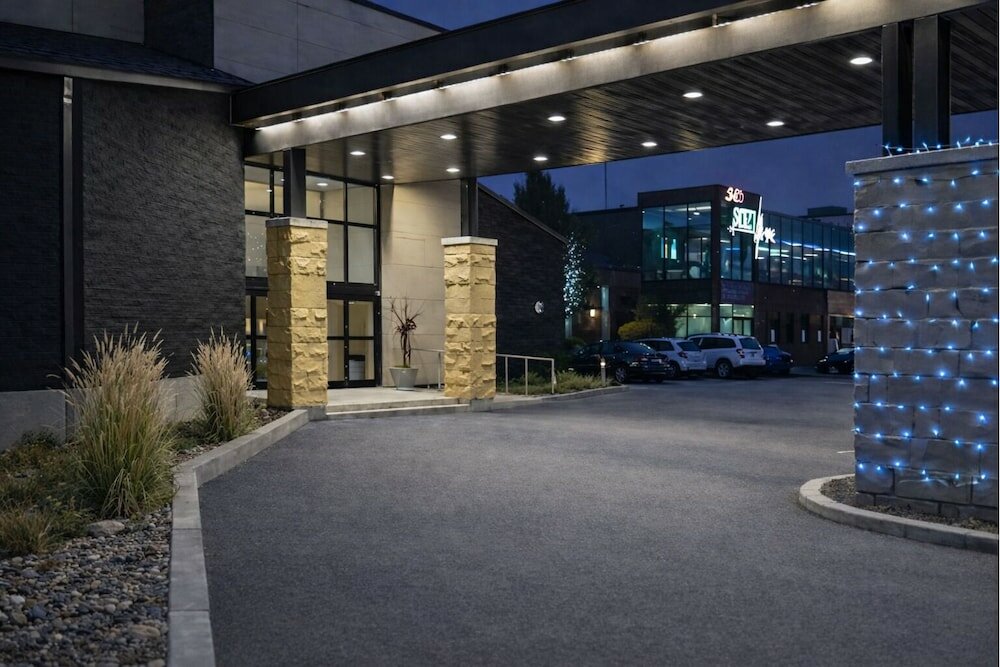 Фото Quality Inn & Suites & Conference Centre