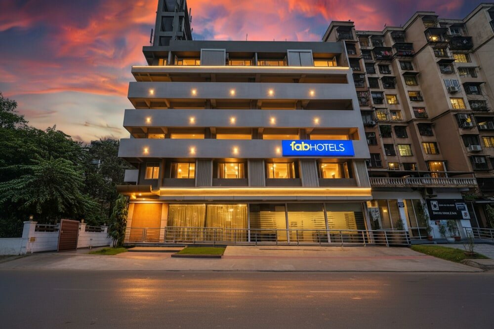 Фото отеля 1