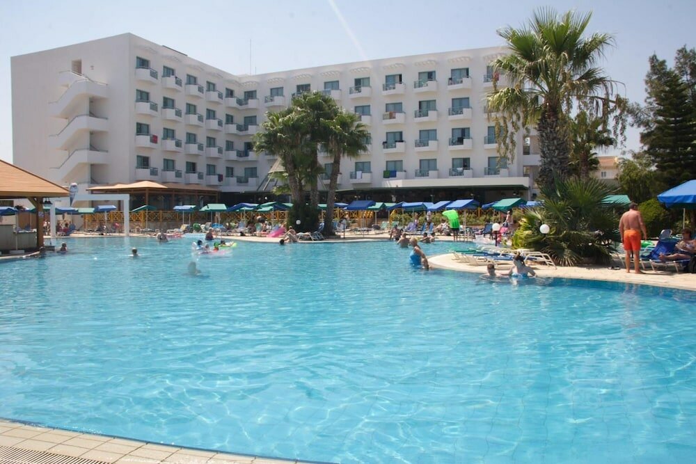 Фото Antigoni Hotel