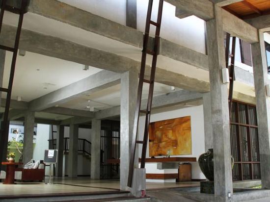 Фото Goldi Sands Hotel