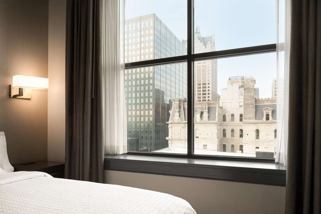 Фото Homewood Suites by Hilton Milwaukee Downtown