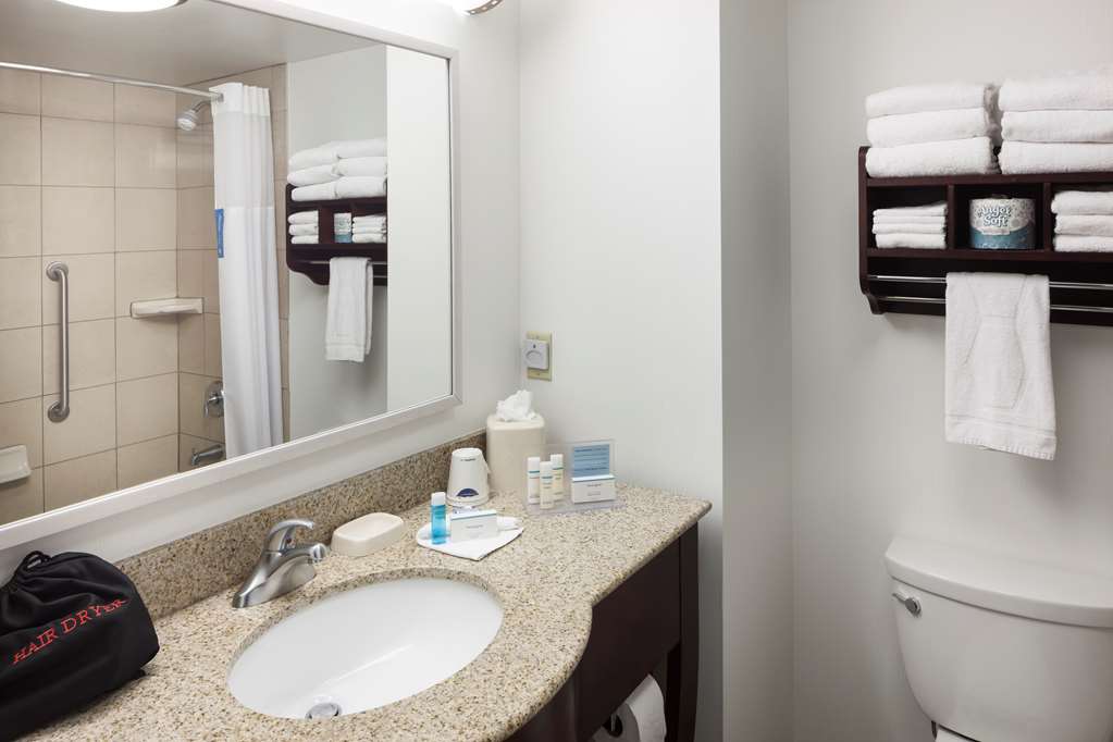 Фото Hampton Inn & Suites Oklahoma City-Bricktown