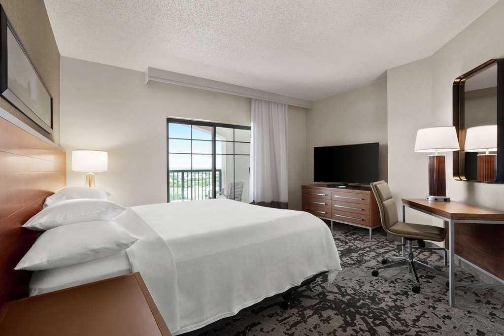 Фото Embassy Suites by Hilton Dallas Dfw Airport North
