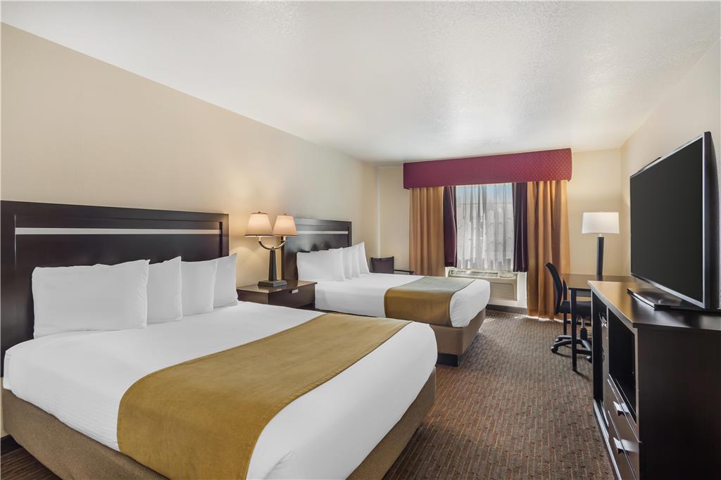 Фото Best Western Luxury Inn