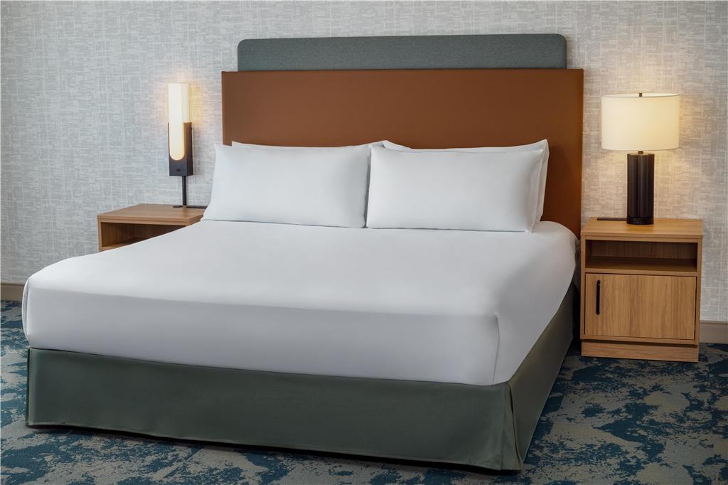 Фото Hampton Inn Nashua