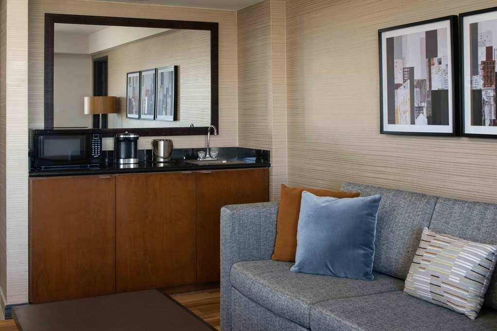 Фото Doubletree Hotel San Francisco Airport