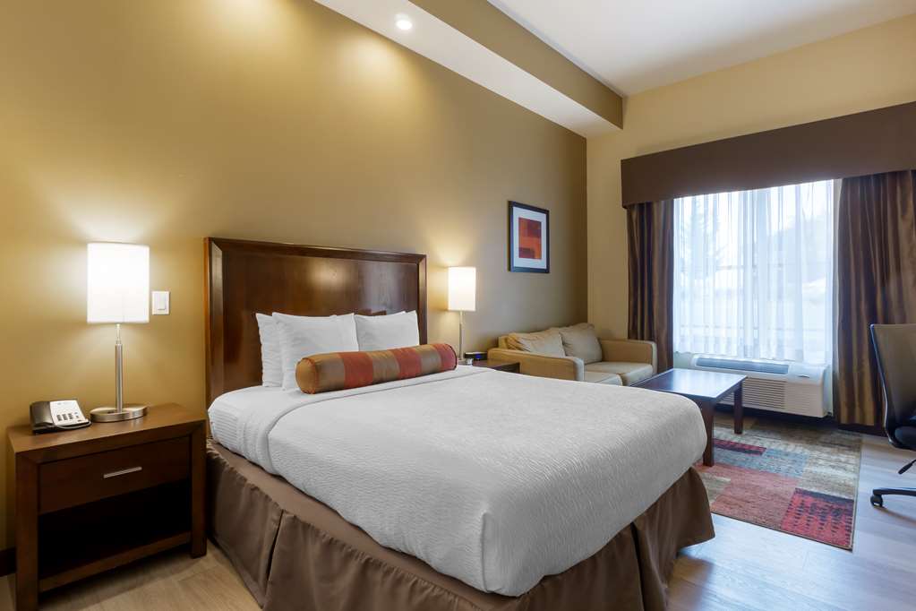 Фото Best Western Plus Lacey Inn & Suites