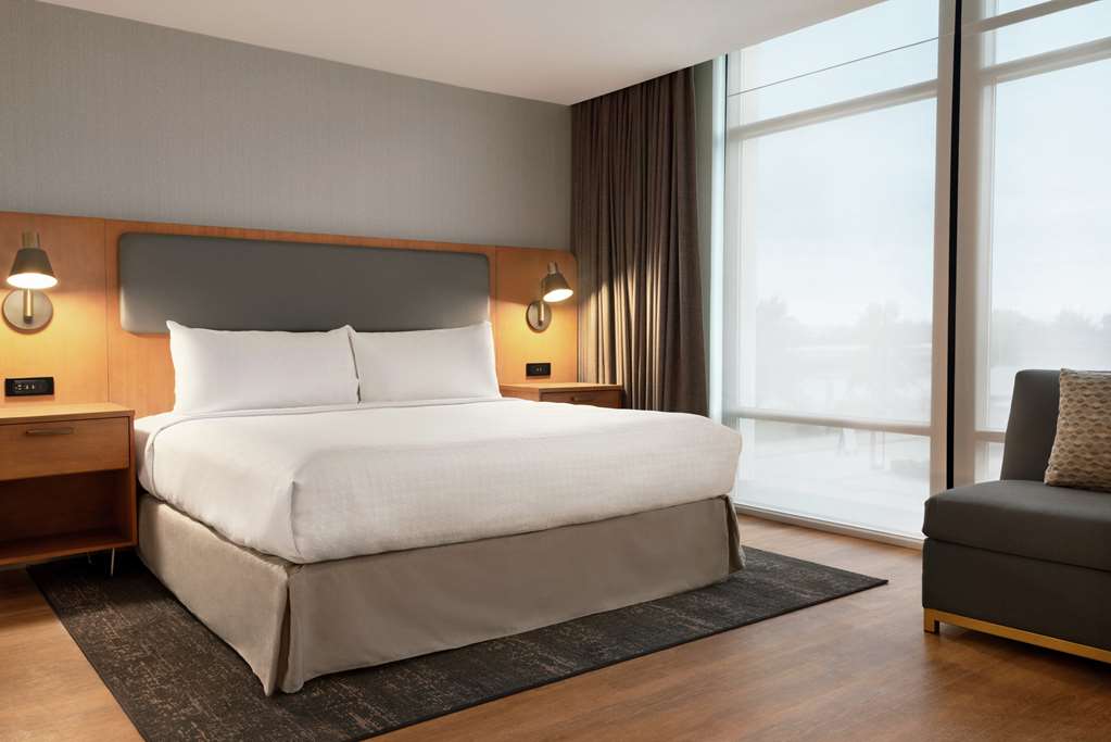 Фото Homewood Suites by Hilton Wilmington Downtown