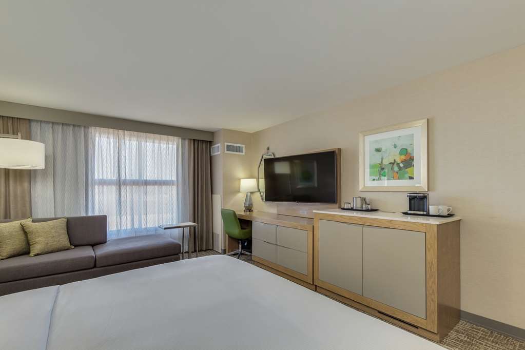 Фото DoubleTree by Hilton Phoenix Chandler