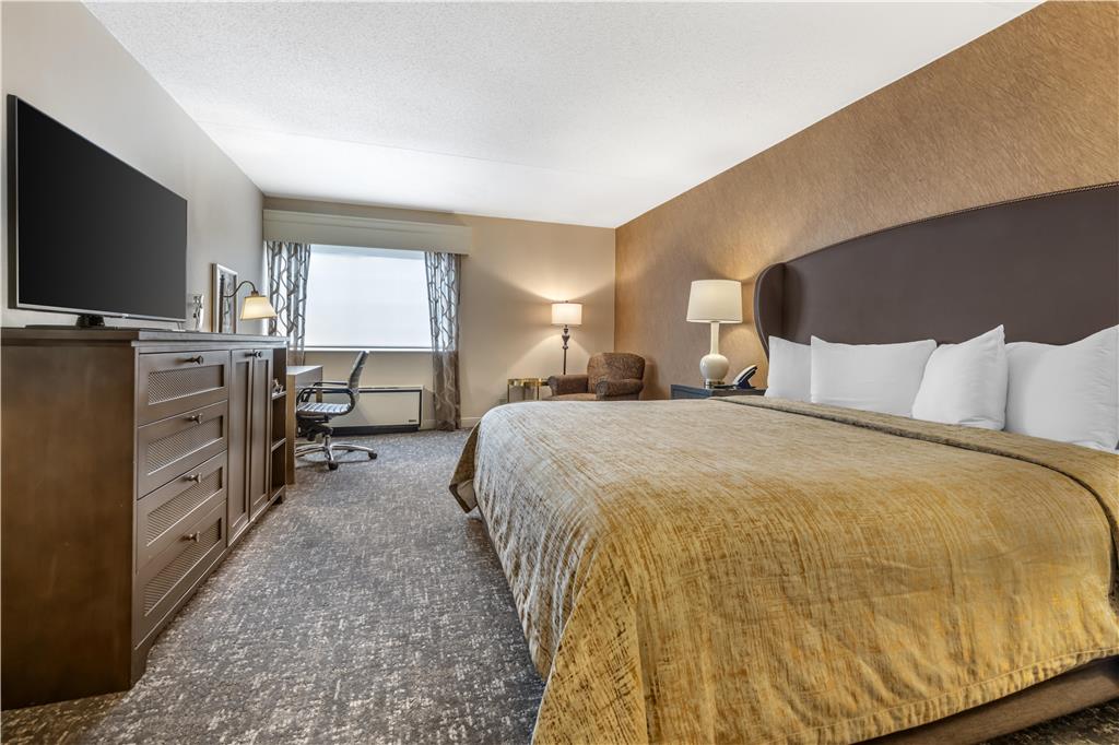 Фото Best Western Plus The Normandy Inn & Suites
