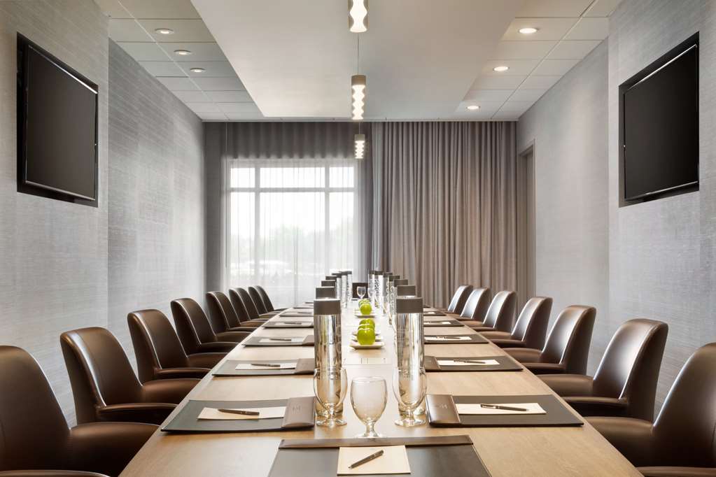 Фото Embassy Suites by Hilton Dallas Dfw Airport North